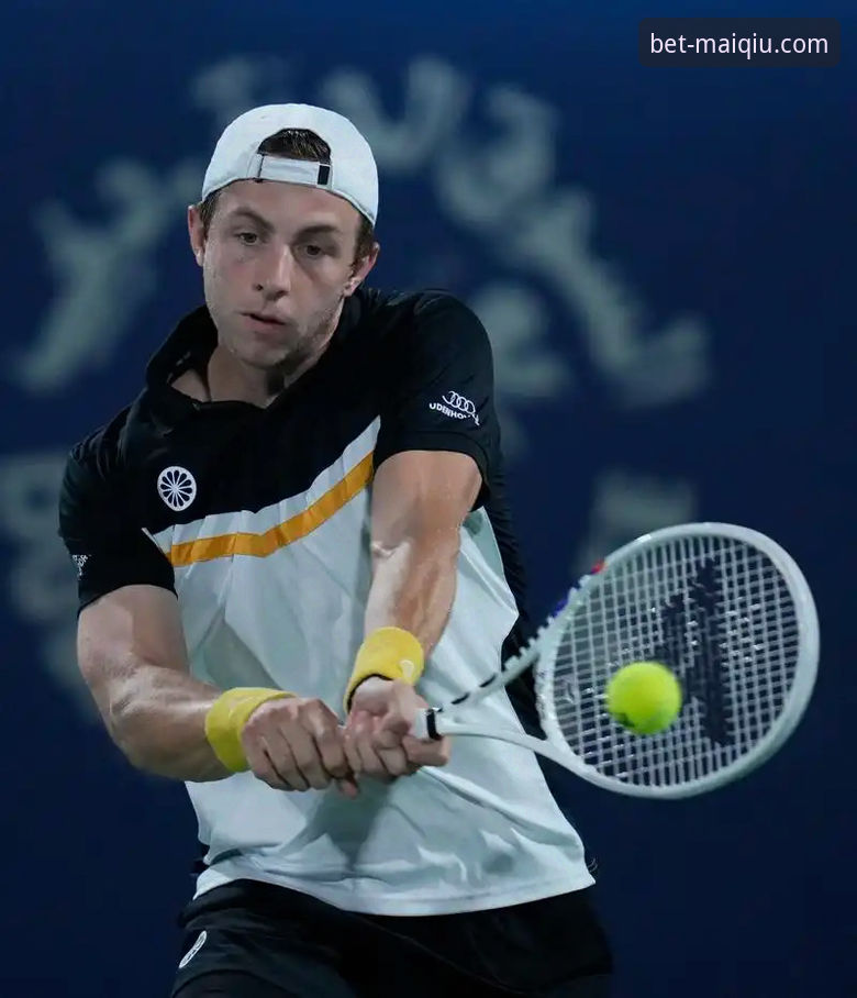 揭秘顶级网球赛事背后的“隐形战场”：从迪拜滞留看现代体育的脆弱性与韧性