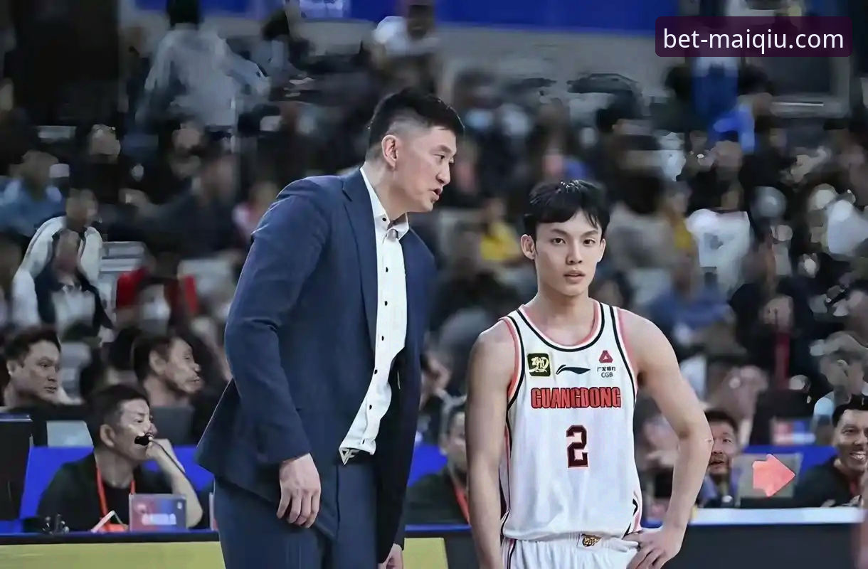 上海男篮豪取12连胜巩固榜首，买球APP官网赛事直播呈现完整数据流